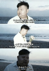 用AI生成的海边氛围三宫格,怎么内容变得越来越抽象了?