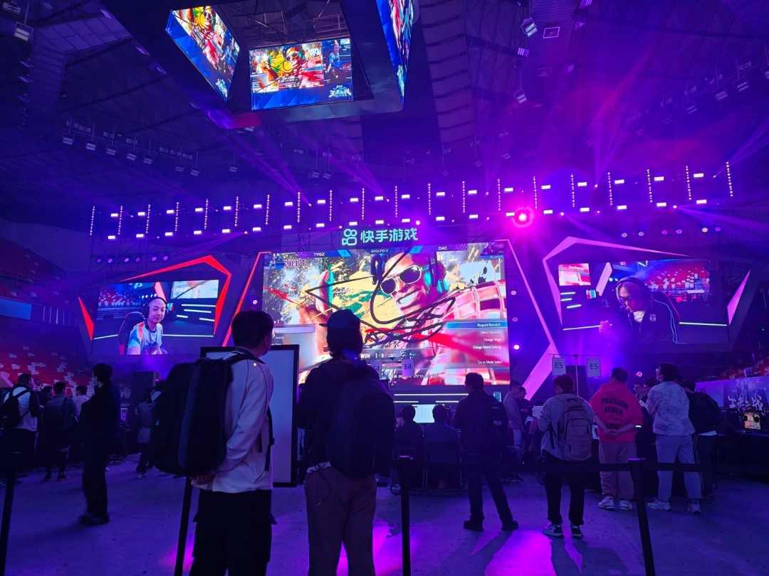 为向哥们证明《街头霸王6》不难，我要去总决赛揍“世界冠军”