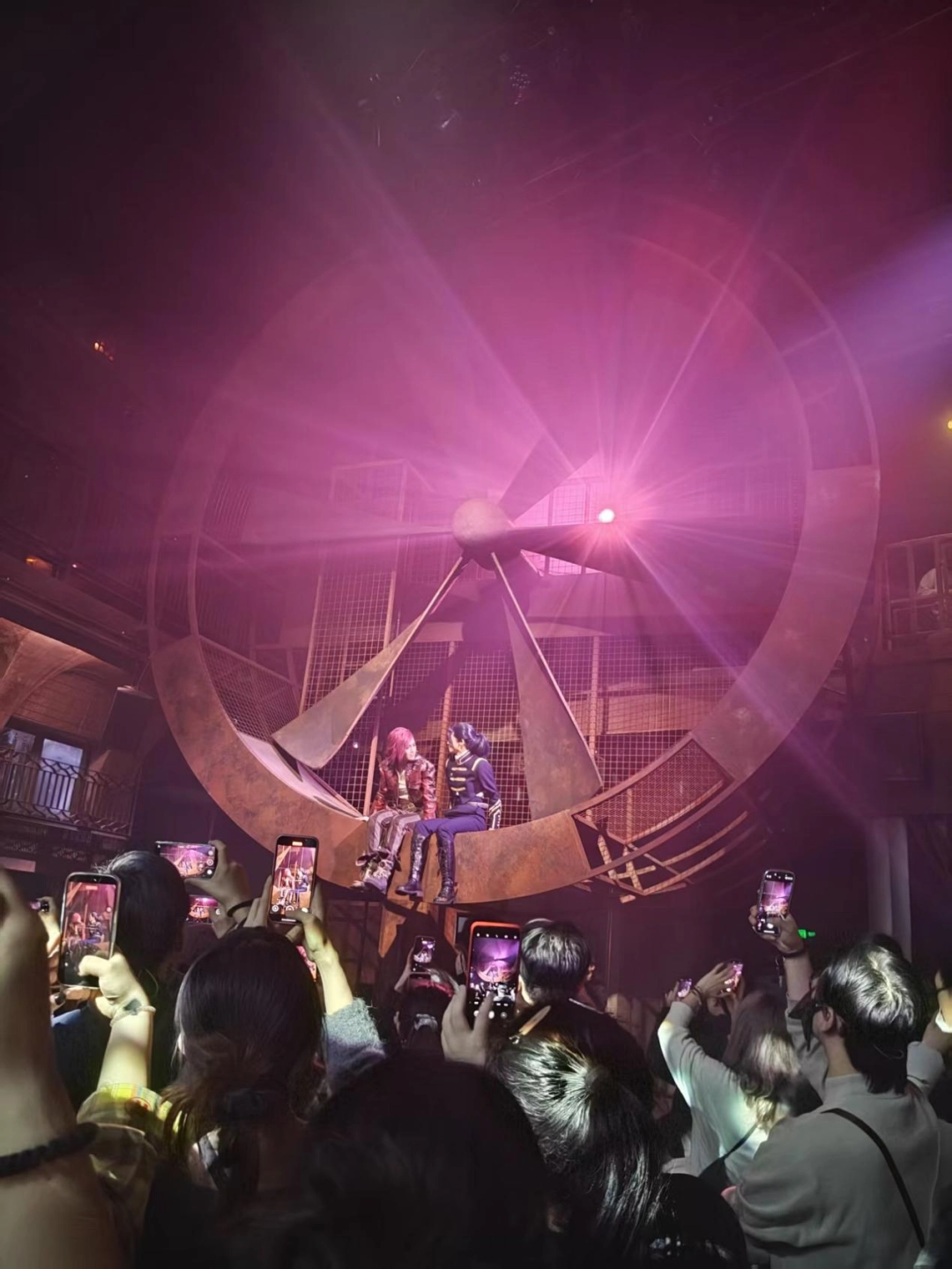 昨天，我去了一趟《英雄联盟》的祖安