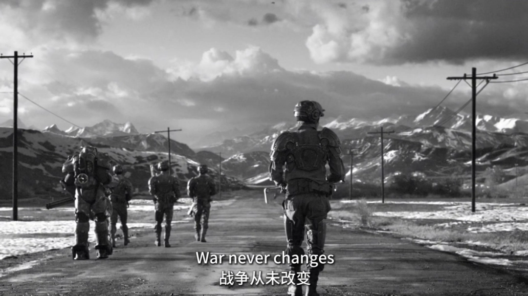 为了防止恶意退货,服装店老板给衣服挂上了烟灰缸