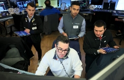 美国黑人的时尚穿搭，正在向中国大爷大妈看齐